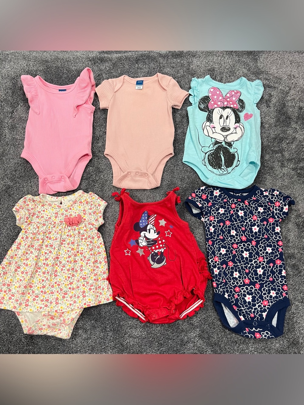 Bundle clothes for baby girls size 0-3